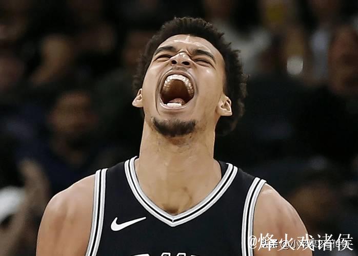 文班亚马21分钟正负值+21，一人统治雷霆内线攻防