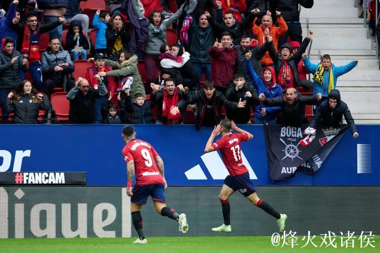 诺坎普再次响起“哈维，请留下”歌声，奥萨苏纳之战再现熟悉场景